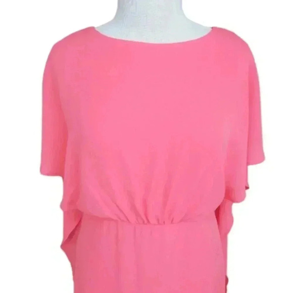 New Signature Sangria Coral Chiffon Minimalist Short Sleeve Caplet Sheath Dress - Picture 1 of 4